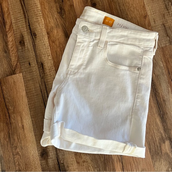 Anthropologie Pilcro and the Letterpress Stet Fit White Denim Shorts 27 - Picture 7 of 8